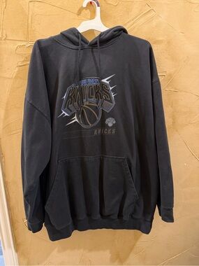 New York Knicks Black Graphic Hoodie
